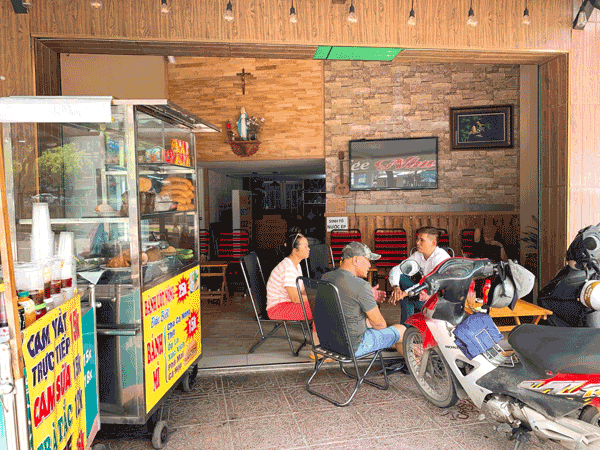 Sang Quán Cafe - Điểm Tâm, MT 1173 Hoàng Sa , F.5 , Tân Bình .