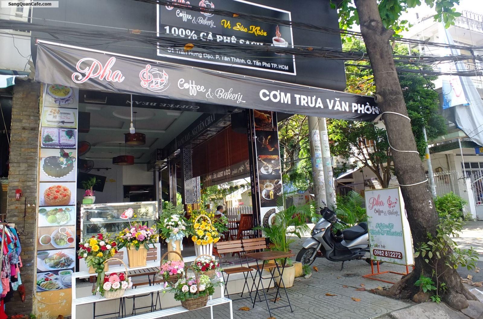 Sang Quán Cafe Góc 2 Mặt Tiền quận Tân Phú