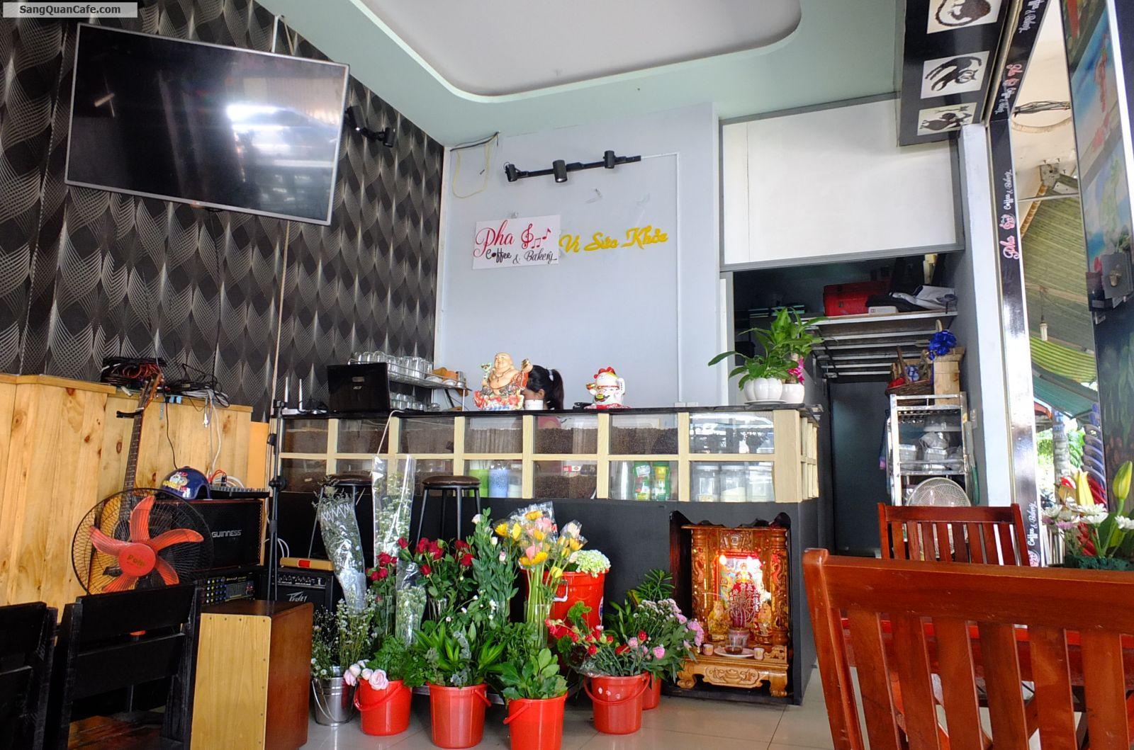 Sang Quán Cafe Góc 2 Mặt Tiền quận Tân Phú