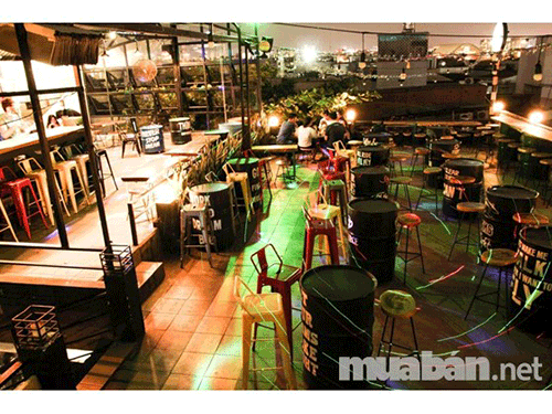 Sang quán cafe máy lạnh sân thượng đẹp nhất đường Quang Trung