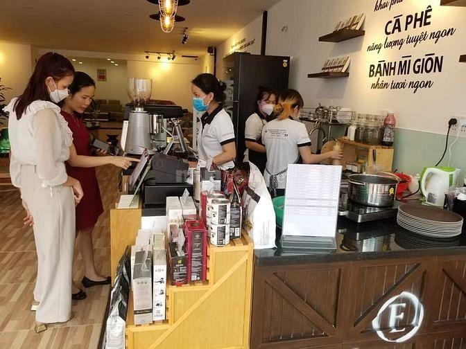 Cần sang gấp 1 quán thương hiệu Trung Nguyên E Coffee