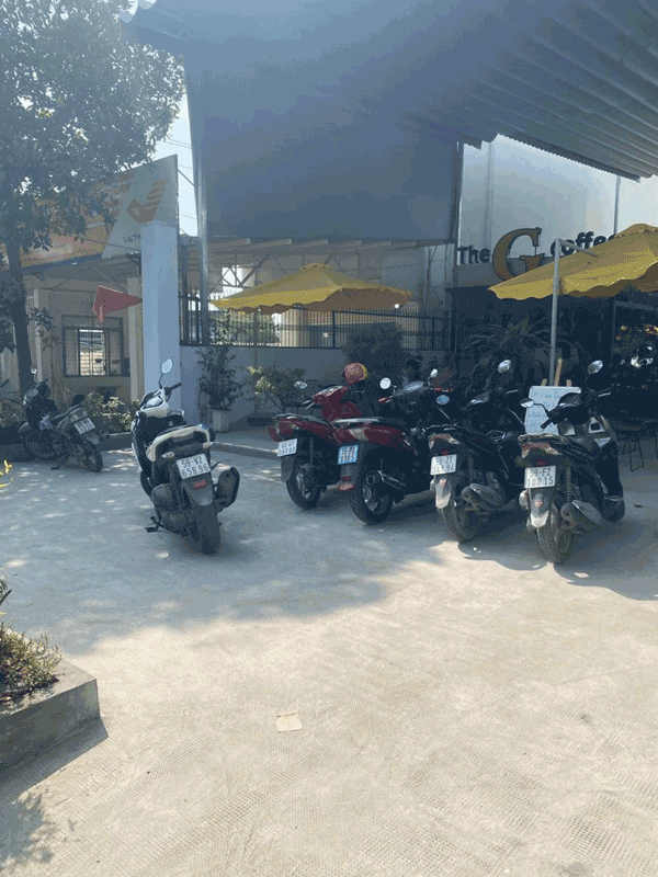 Sang Quán Cafe Sân Vườn Tại Tân Phú, Q9