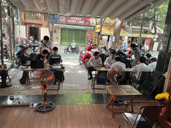 Sang Nhượng Quán Cafe Thành Thái, Phường 14, Quận 10