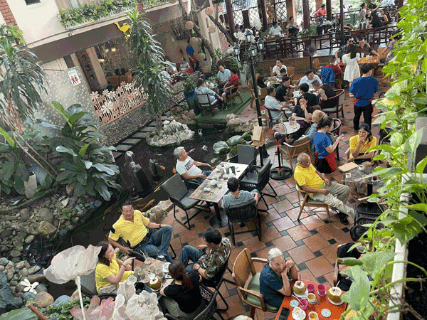 Sang quán cafe vị trí đẹp góc 2 mặt tiền Tân Phú