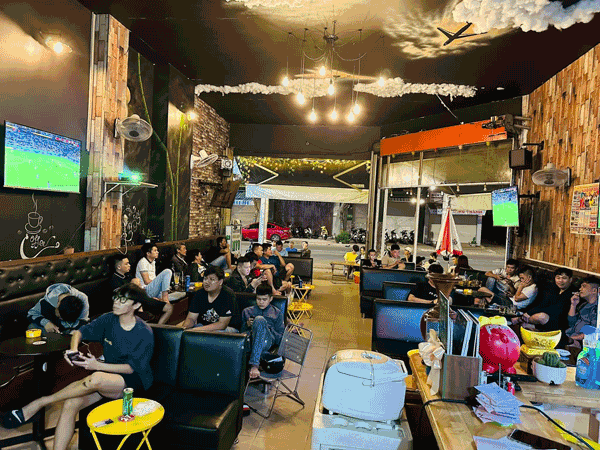 sang lại quán cafe mtv 2 mặt tiền