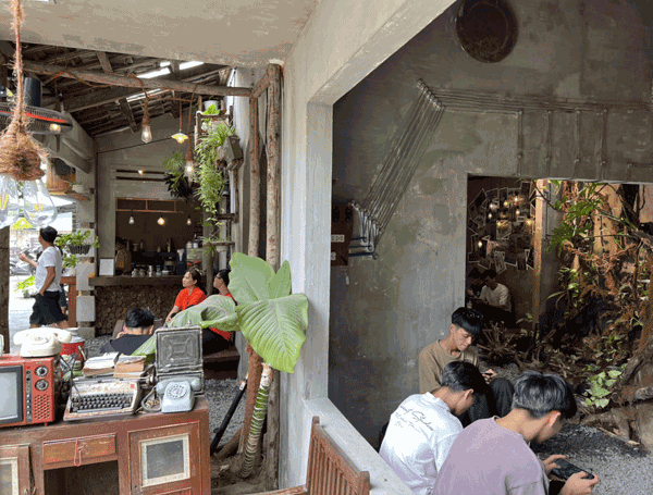Chính chủ cần sang quán cà phê 450m2 Tại Đà Nẵng