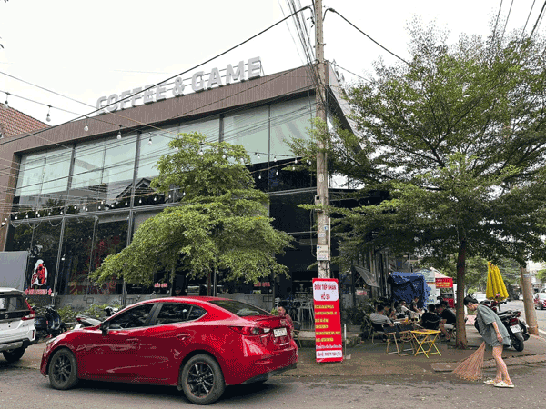 Sang quán cà phê Tại phường Tân An , BMT