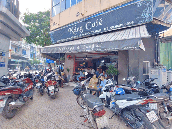 Sang lại quán cafe 2 mặt tiền Tại Quận 5