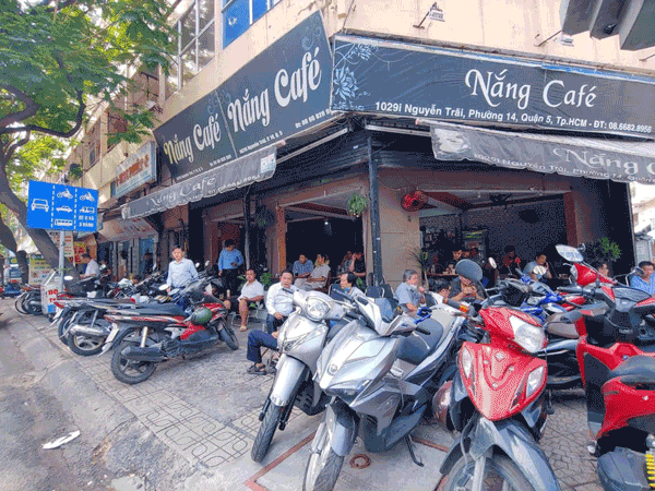 Sang lại quán cafe 2 mặt tiền Tại Quận 5