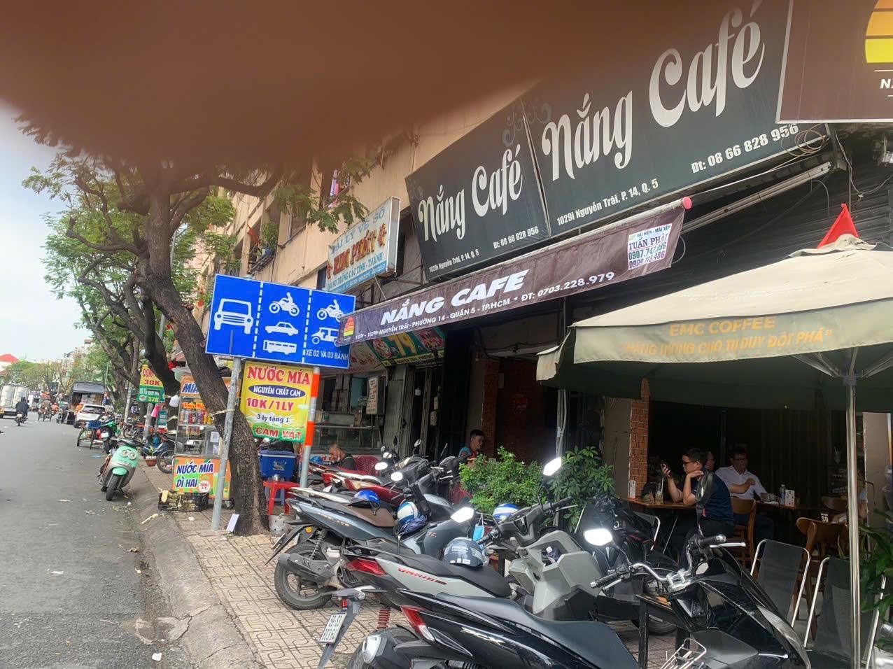 Sang lại quán cafe 2 mặt tiền Tại Quận 5