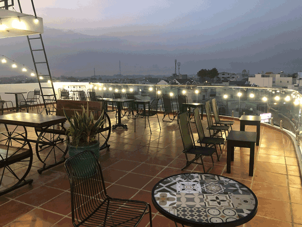 CẦN SANG NHƯỢNG QUÁN CÀ PHÊ GẠCH ROOFTOP - BÌNH CHÁNH