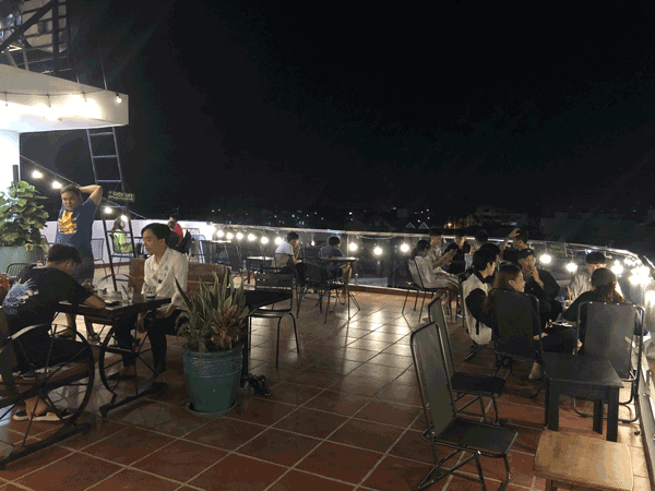 CẦN SANG NHƯỢNG QUÁN CÀ PHÊ GẠCH ROOFTOP - BÌNH CHÁNH