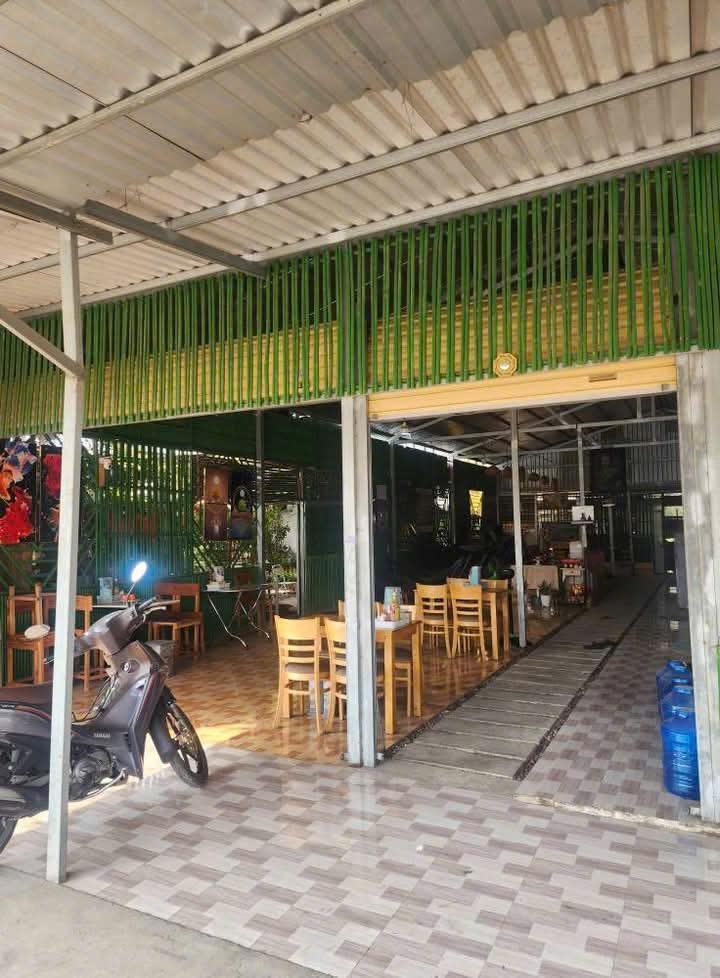 Sang lại quán cafe Mơ Graden tại Đức Hoà, Long An