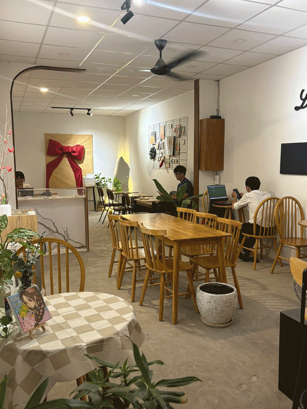 SANG NHƯỢNG QUÁN CÀ PHÊ VỊ TRÍ ĐẮC ĐỊA TẠI HÓC MÔN
