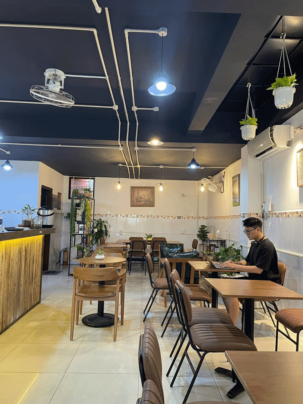 Sang quán cafe mới khai trương hơn 1 tháng ở đường Tân Hải, P.13, Q.Tân Bình