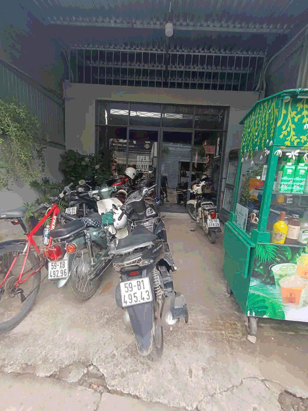 Sang quán cafe - trà sữa trái cây tại Quận 2