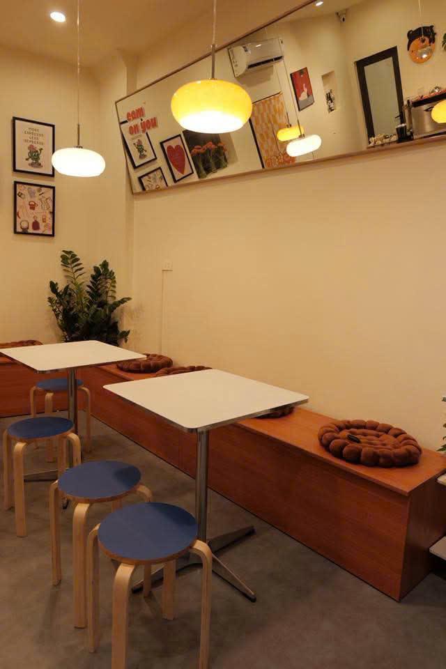SANG NHƯỢNG QUÁN CAFE VỊ TRÍ SIÊU ĐẸP TẠI HÀ NỘI