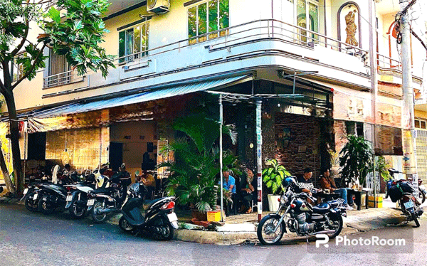 Chính chủ sang quán cafe góc hai mặt tiền
