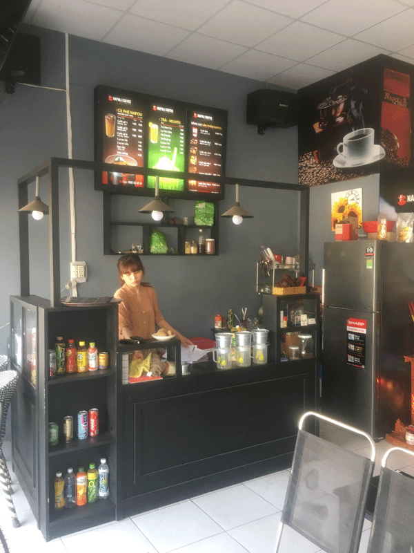 Sang Cafe Ghế Gỗ MB Đôi ( 7 x 15) Vỉa hè Rộng + Khách Đông