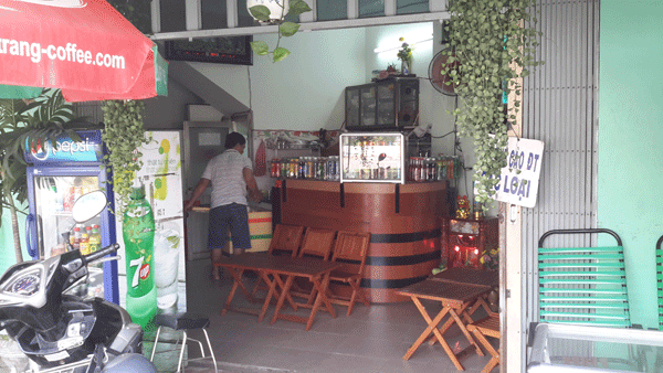 sang-gap-quan-cafe-1858-quan-12-26630.gif