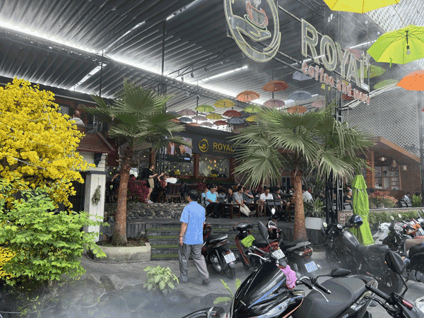 Không Người Quản Lý Cần Sang Quán Cafe Khu Vực Quận Tân  Phú