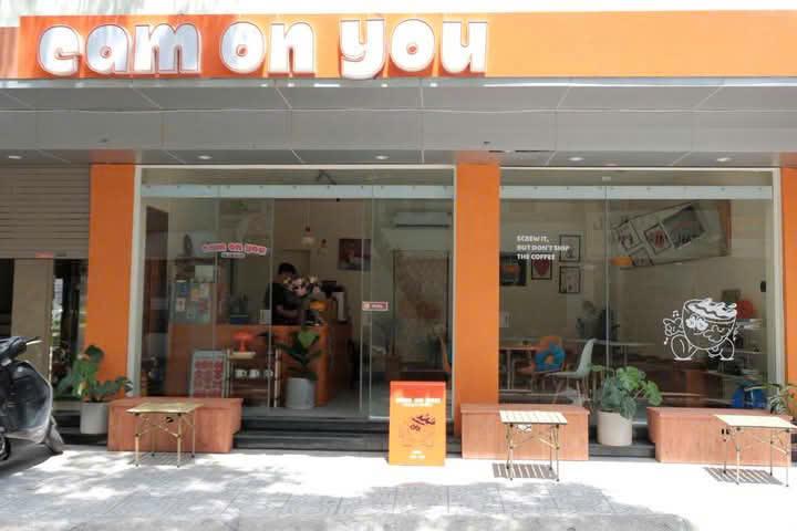 SANG NHƯỢNG QUÁN CAFE VỊ TRÍ SIÊU ĐẸP TẠI HÀ NỘI
