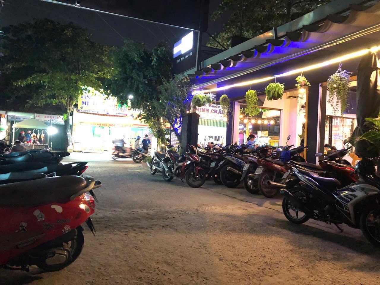Sang quán cà phê đã hoạt động 6 năm rất tốt