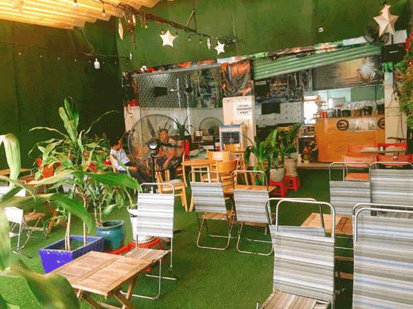 Sang Quán Cafe Bóng Đá Tại Bình Chánh