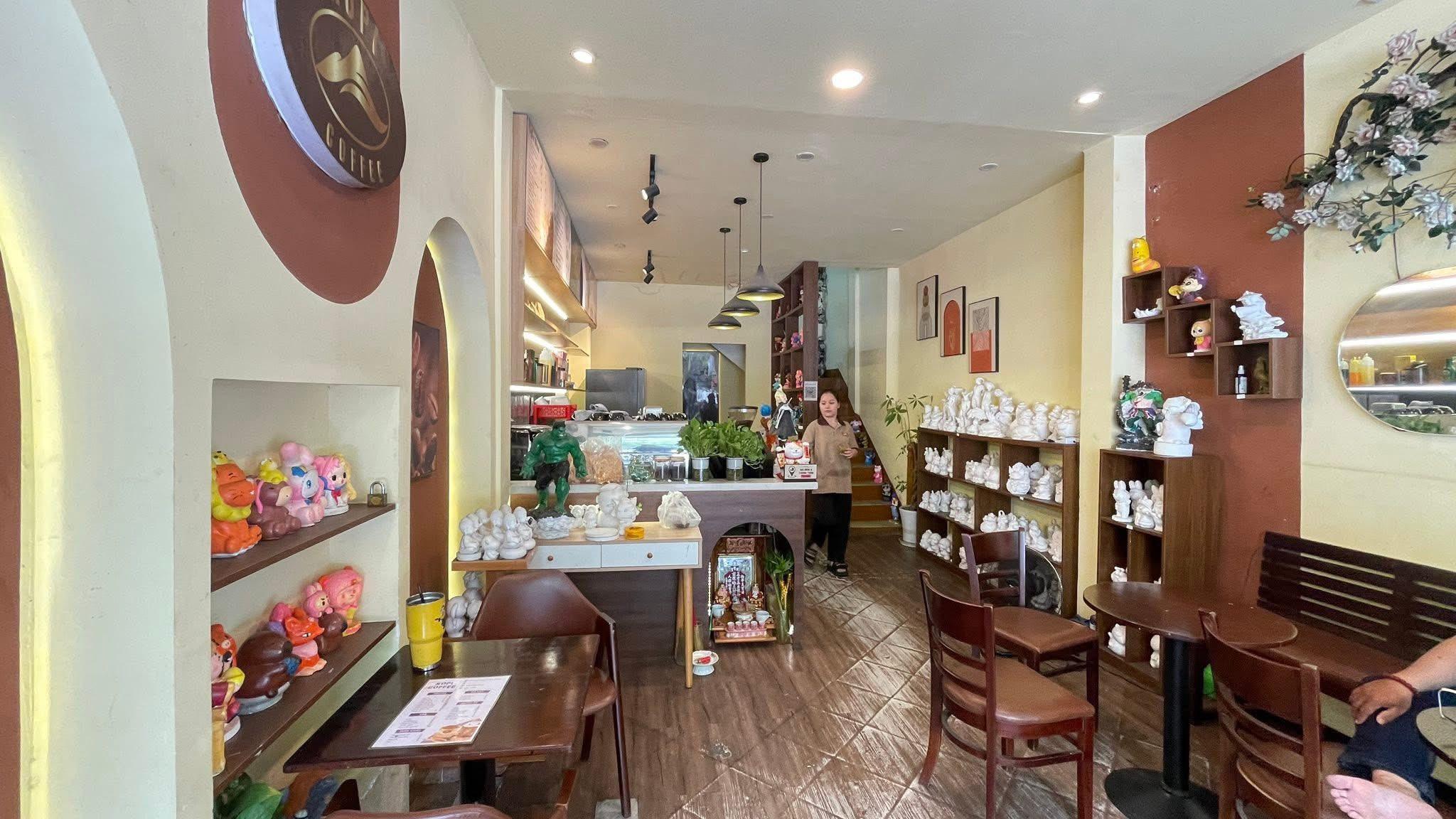 Sang quán cafe đang KD ổn định tại Quận 11