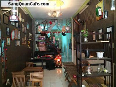 Sang quán cafe ghế gỗ Quận Phú Nhuận