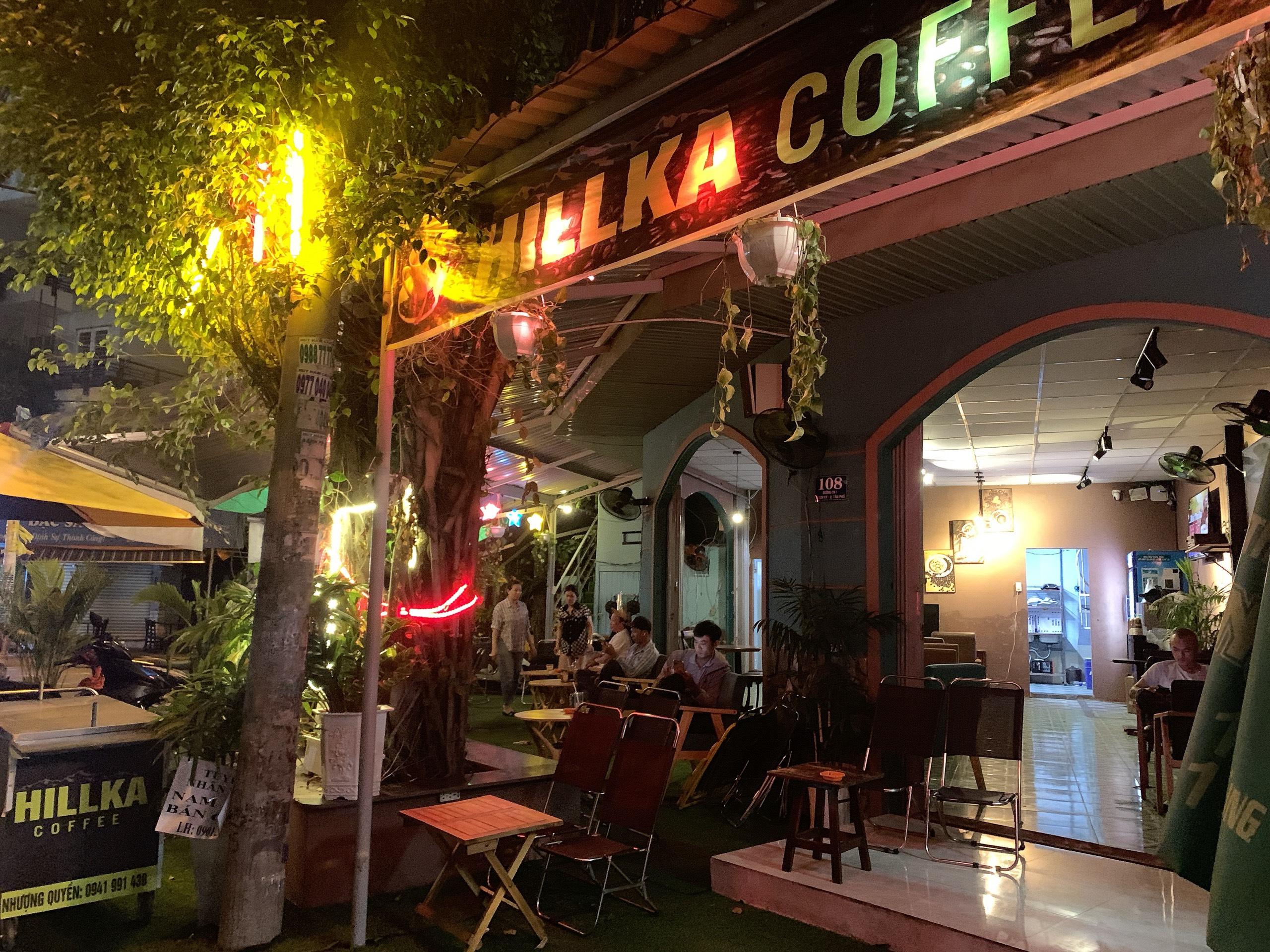 Sang quán cafe góc 2 Mt Quận Tân Phú