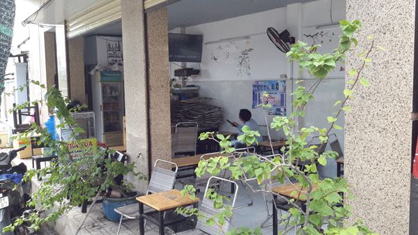 Sang quán cafe góc hai mặt tiền khu dân cư sầm uất