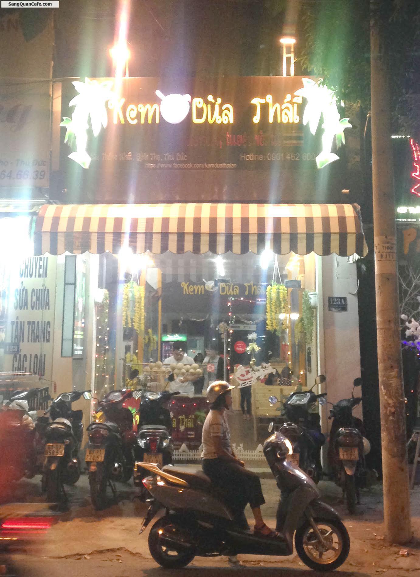 Sang quán cafe - Kem Dừa Thái đường Thống Nhất