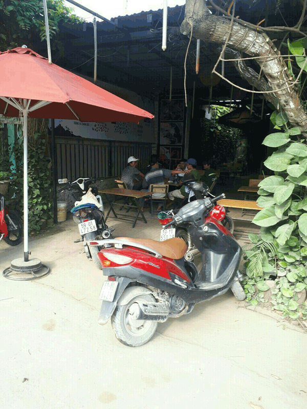 Sáng quán cafe mặt tiền đường Võ Văn Vân, phường Vĩnh Lộc B, Bình Chánh.