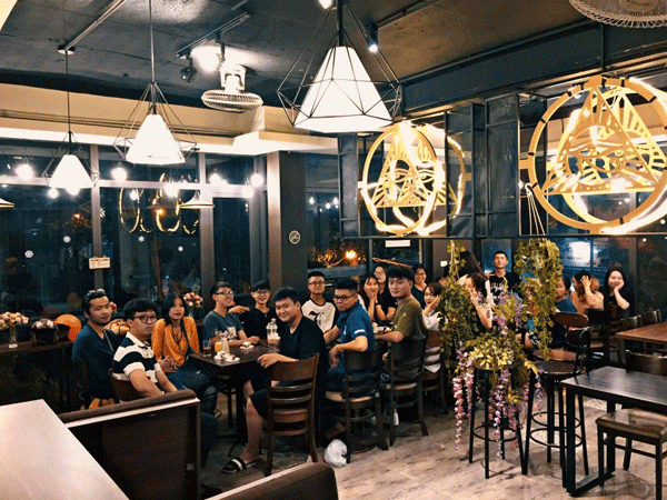 Sang quán cafe mặt tiền phố Sài Đồng –  Hà Nội