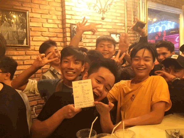 Sang Quán Cafe Máy - Cơm Văn Phòng - Phòng Cho Thuê, Trung Tâm, Q.1