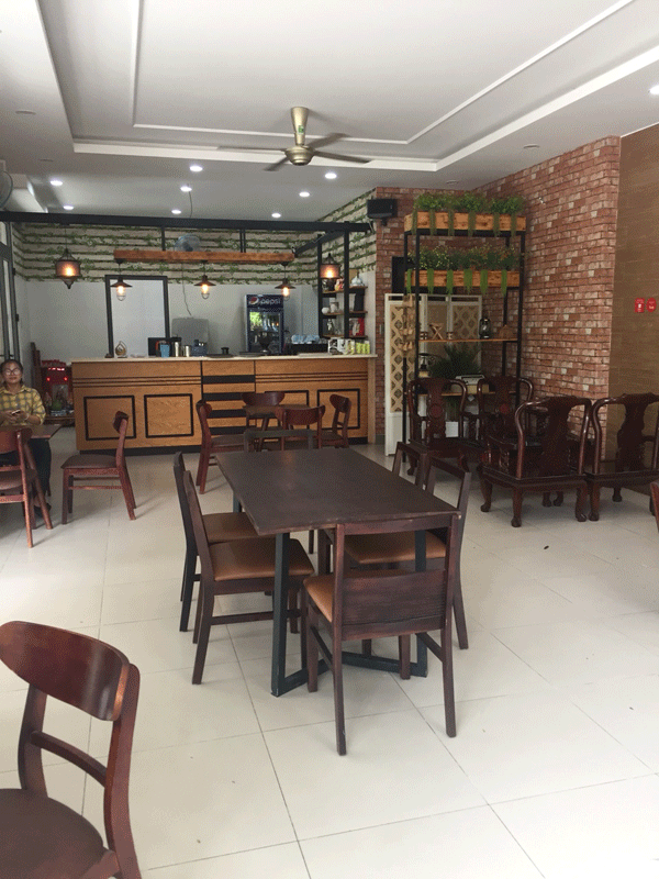 sang-quan-cafe-san-vuon-an-uong-43577.gif