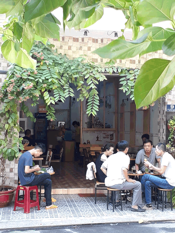 Sang quán cafe số 9 hòa hiệp, phường 4, Tân Bình. (Gần ngã 4 Bảy Hiền).