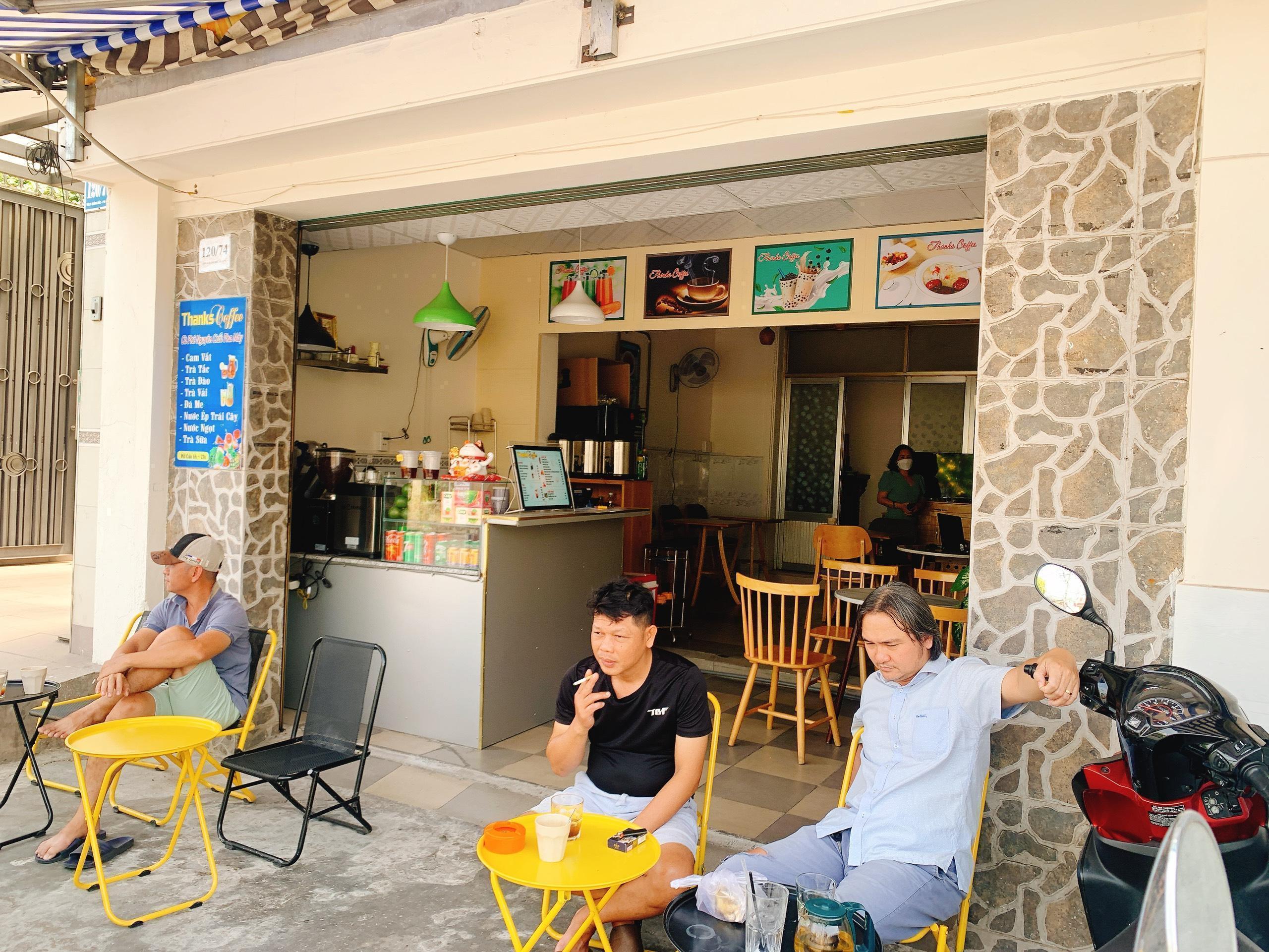 Sang quán cafe Vị trí đẹp tại Phú Nhuận