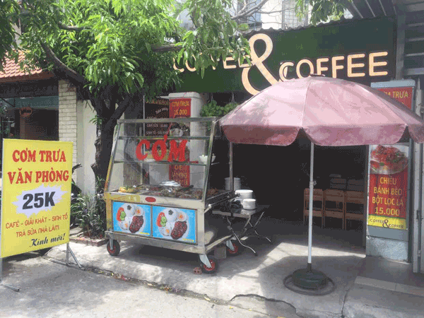 Sang quán Cafe – Cơm văn phòng đông khách