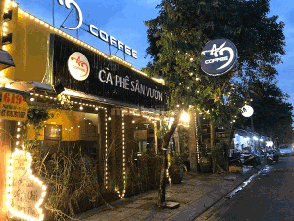 sang-quan-hoac-share-mat-tien-cafe-san-vuon-mini-dep-83953.gif