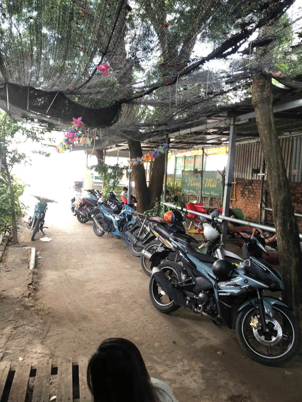 Sang quán cafe sân vườn thoáng mát Tại Bình Dương