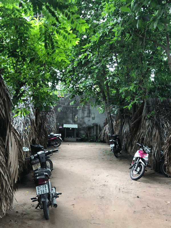 Sang quán cafe sân vườn thoáng mát Tại Bình Dương