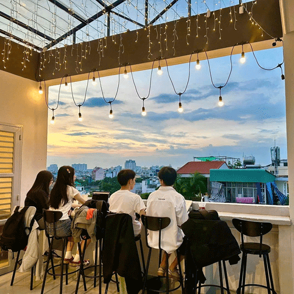 SANG NHƯỢNG ZONE COFFEE FOOD & TEA TẠI QUẬN 10