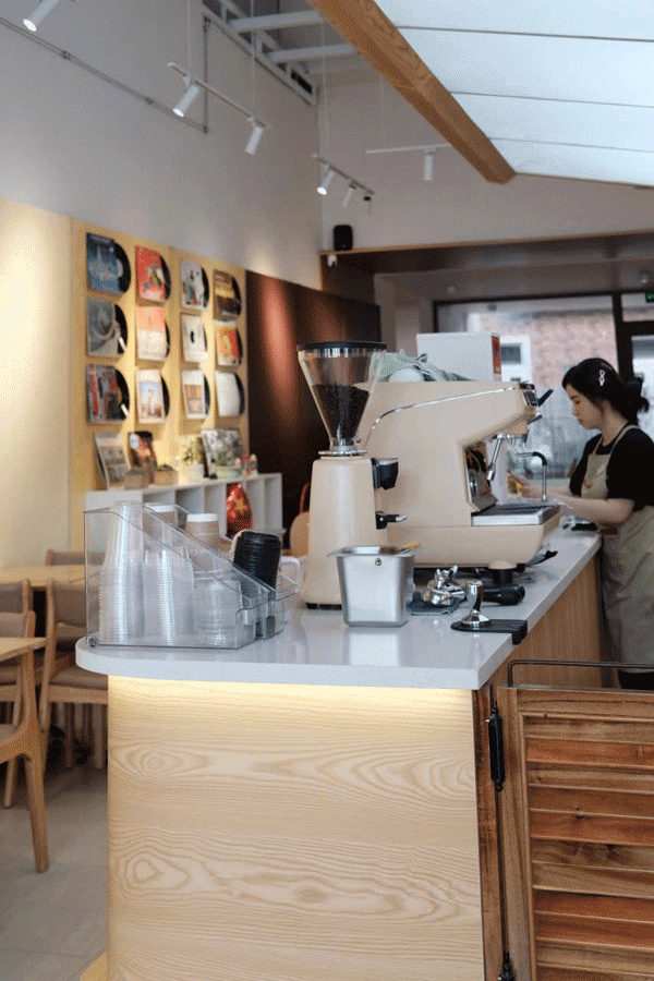 Sang quán cafe tại tỉnh Thừa Thiên Huế