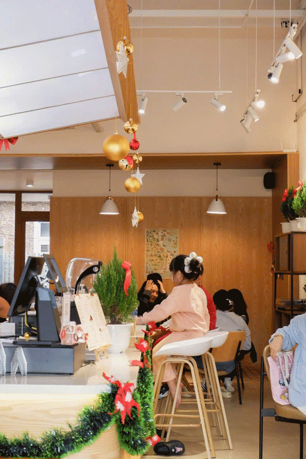 Sang quán cafe tại tỉnh Thừa Thiên Huế