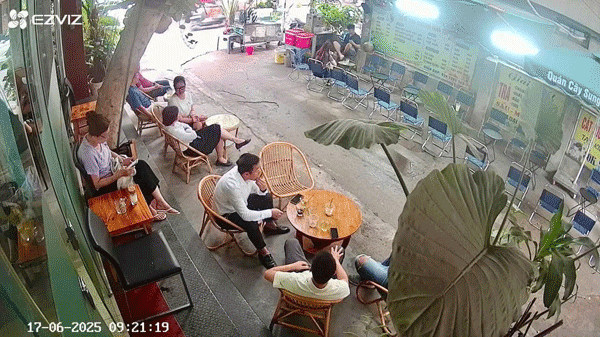 Sang nhượng quán cà phê Tại Hai Bà Trưng, Hà Nội