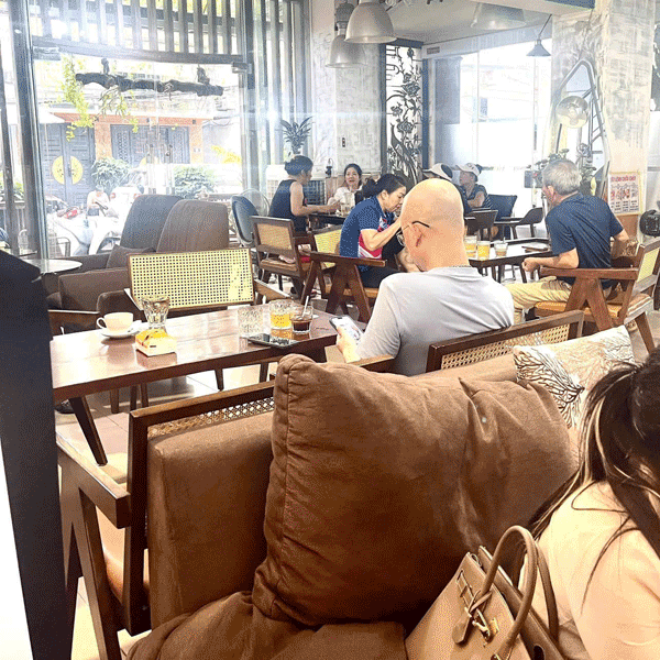 Sang nhượng quán cà phê Tại Hai Bà Trưng, Hà Nội