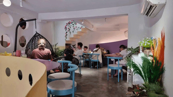 Sang quán cafe máy lạnh đường Vĩnh Hội , Quận 4