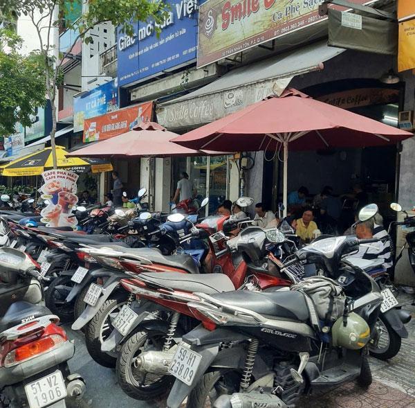 Cần sang nhượng quán cafe mặt tiền Quận 10